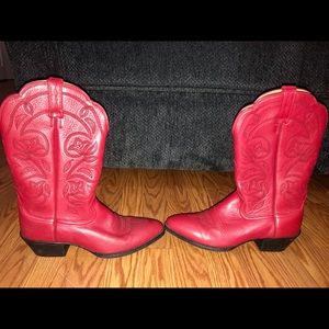 Women’s Genuine Leather Ariat Boots